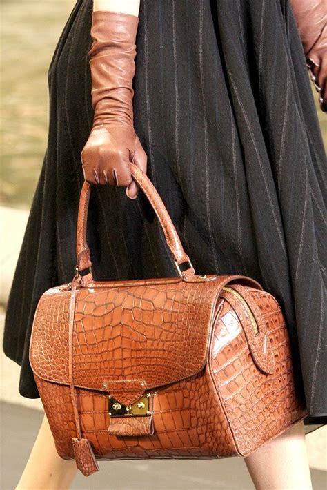 louis vuitton bag 2009 collection|louis vuitton fall 2010.